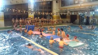 hswimming-2010-03-05T18_45_51-2.jpg