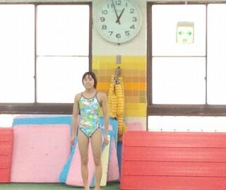 hswimming-2013-01-02T15-21-21-3.jpg